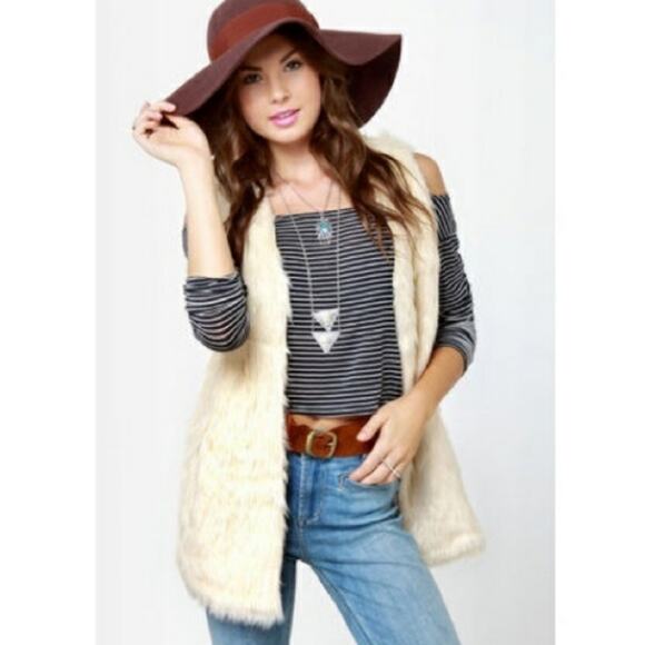 Jack ivory Scotlyn faux fur long open front vest size small - Picture 1 of 9